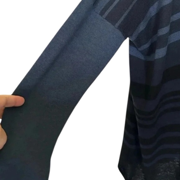 Vince blue striped tunic sweater merino wool blend oversized bateau Size M - Picture 3 of 9